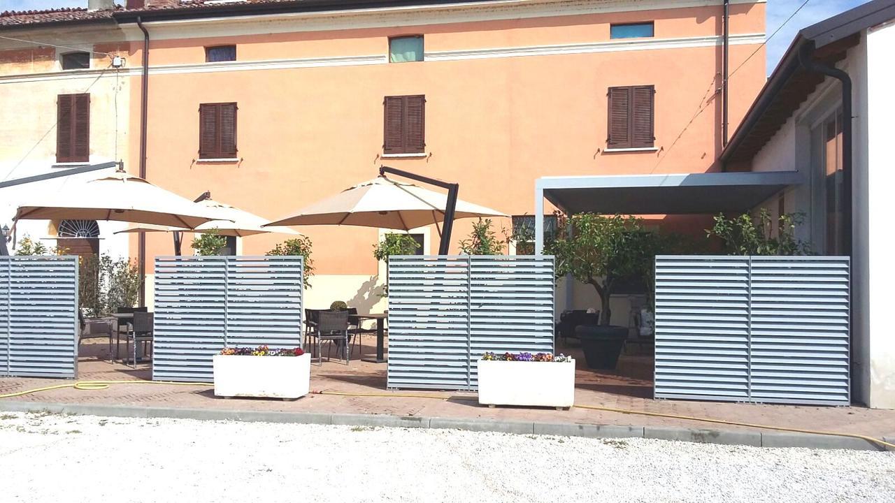 La Cascina Del Sole Hostel Rivarolo del Re ed Uniti Kültér fotó