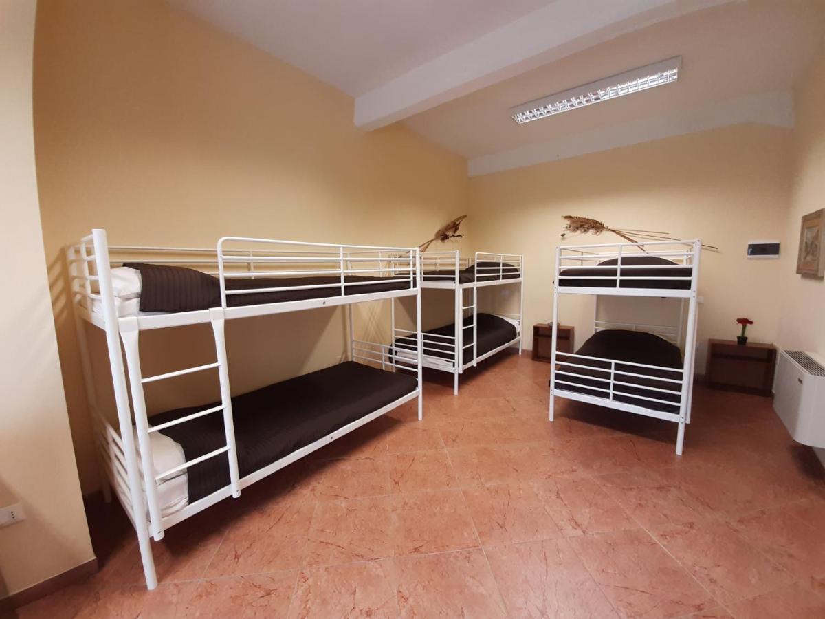 La Cascina Del Sole Hostel Rivarolo del Re ed Uniti Kültér fotó